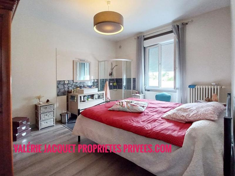 Maison - 166 m² - 6 pièces