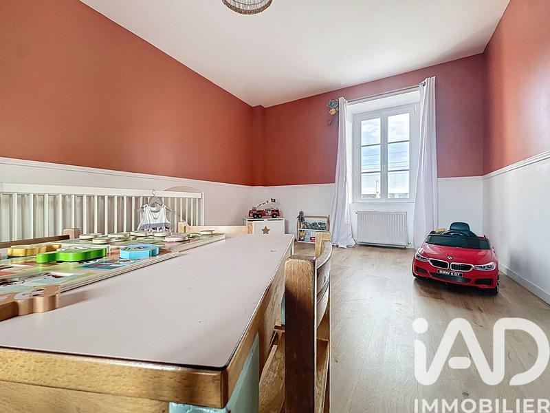 Maison - 197 m² - 6 pièces