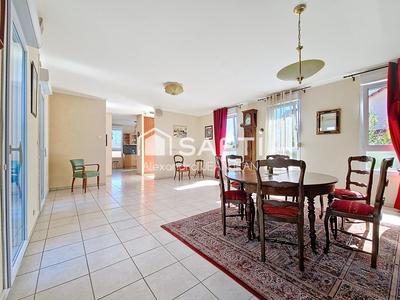 Maison - 105 m² - 4 pièces