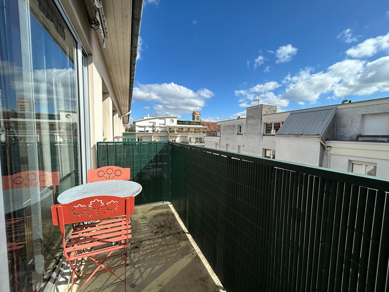 Appartement - 77 m² - 4 pièces