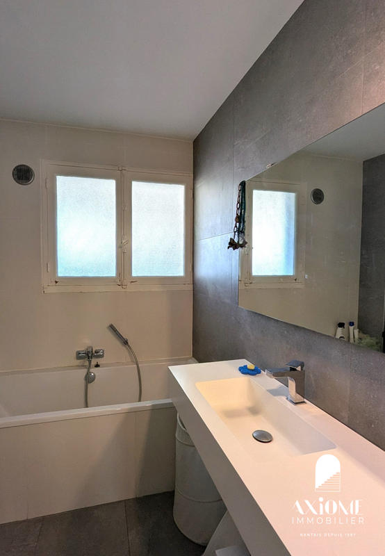 Appartement - 112 m² - 5 pièces