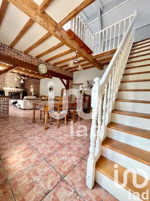 Maison - 180 m² - 7 pièces