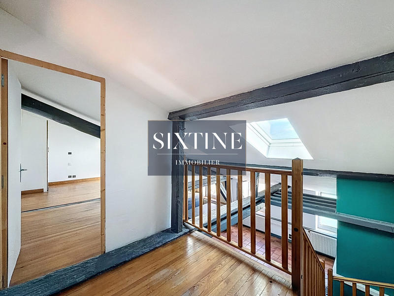 Appartement - 96 m² - 4 pièces