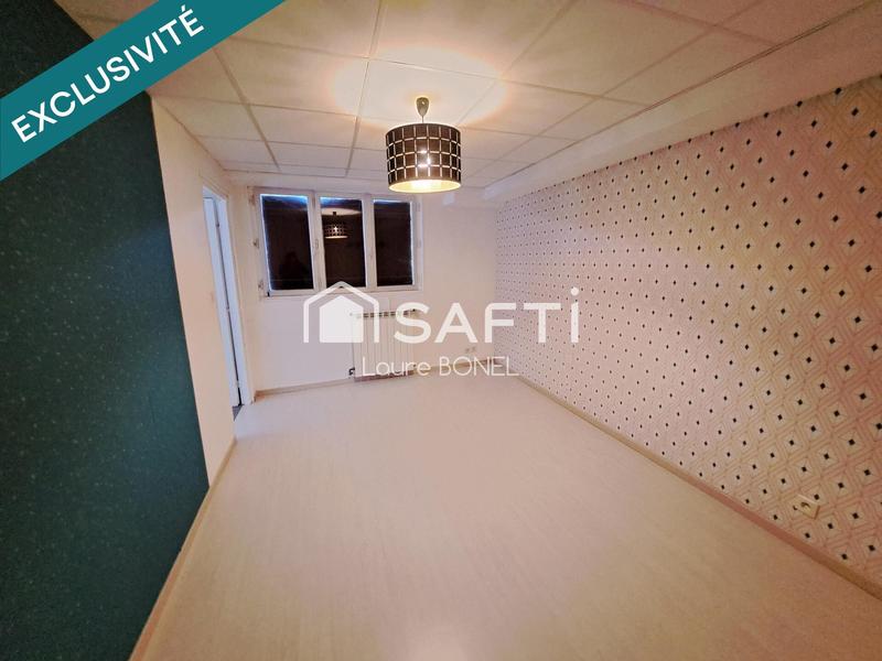 Maison - 232 m² - 8 pièces