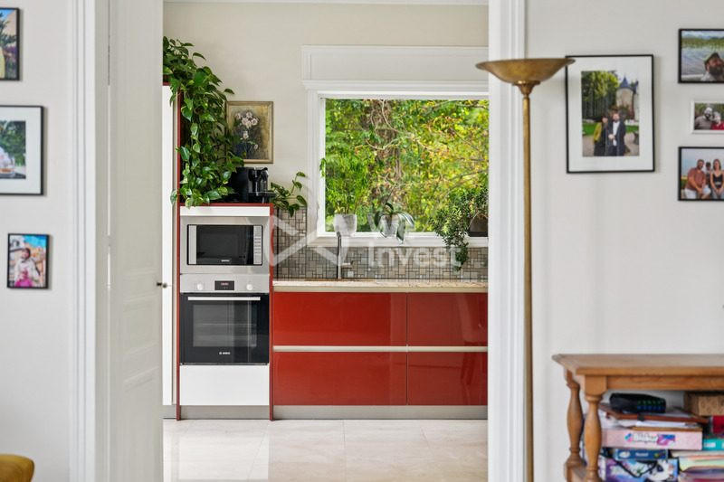 Maison - 266 m² - 10 pièces