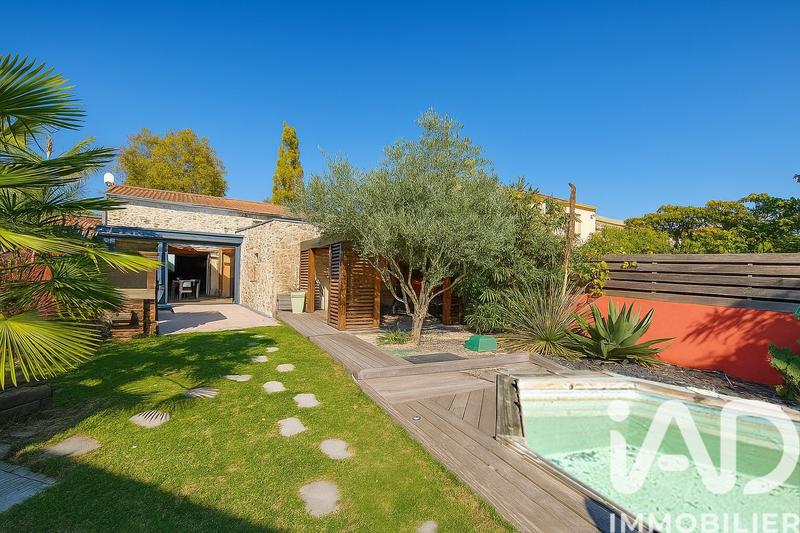 Maison - 187 m² - 7 pièces