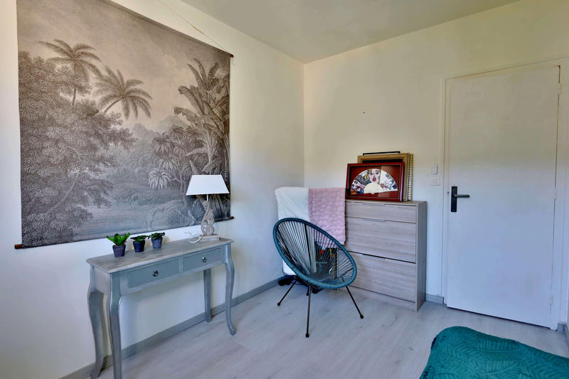 Appartement - 86 m² - 4 pièces