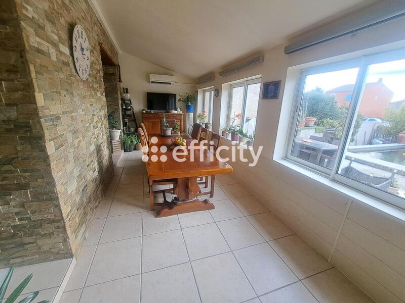 Villa - 93 m² - 5 pièces