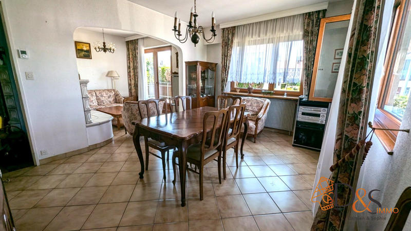 Maison - 95 m² - 5 pièces