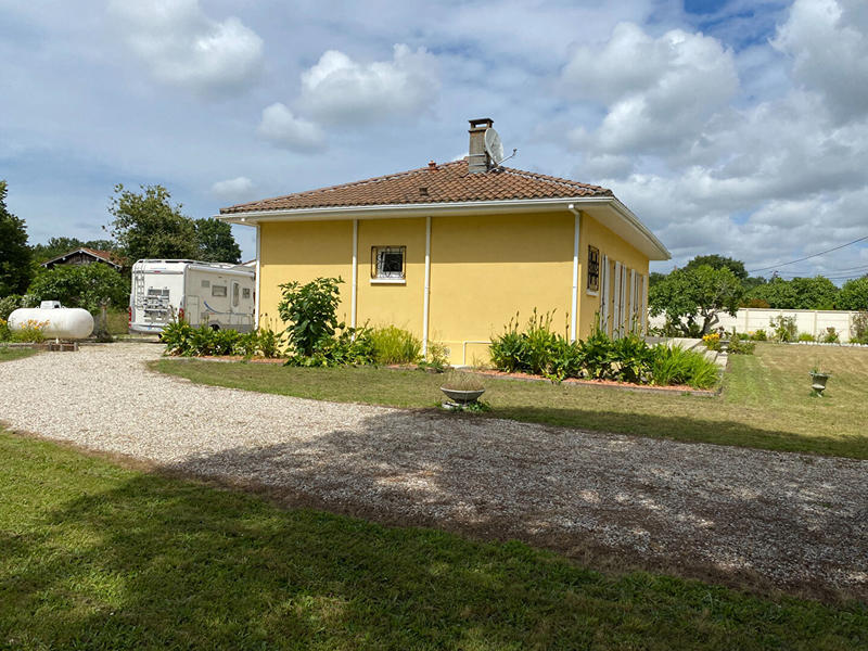 Maison - 95 m² - 5 pièces