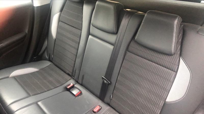 Peugeot 2008 1.2 PureTech 110 Allure Business