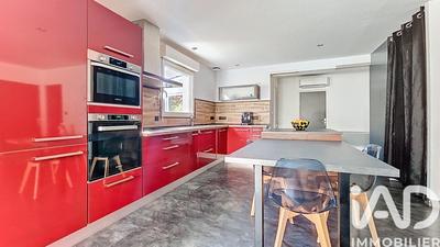 Maison - 100 m² - 4 pièces