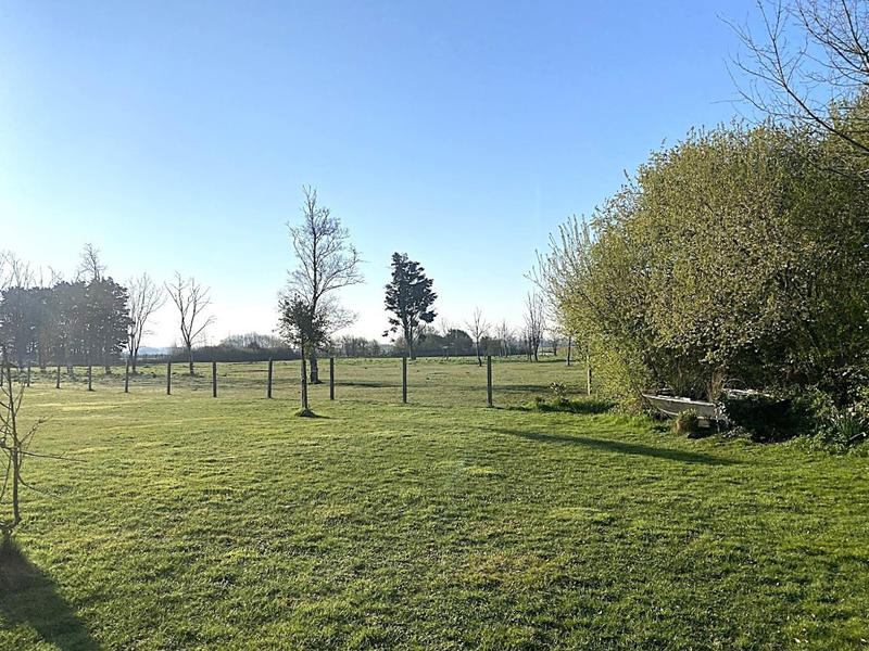 Propriété - 75 000 m² - 5 pièces