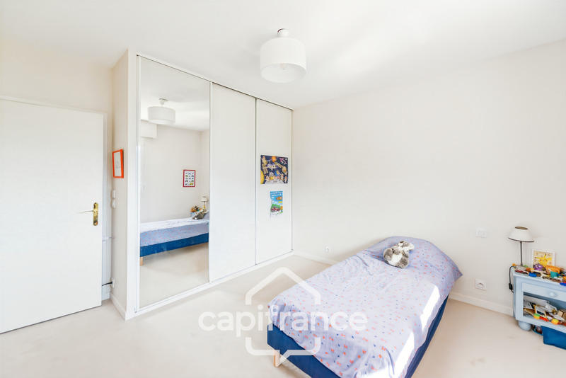 Maison - 211 m² - 10 pièces