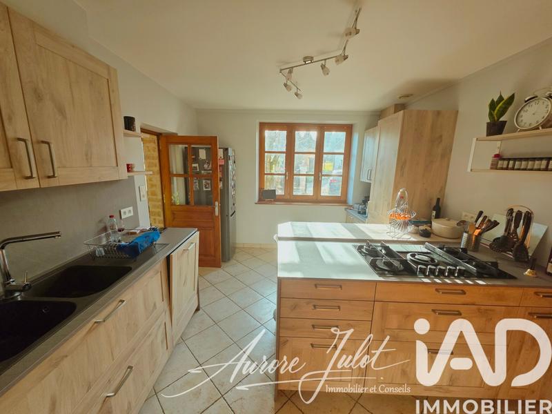 Maison - 138 m² - 5 pièces