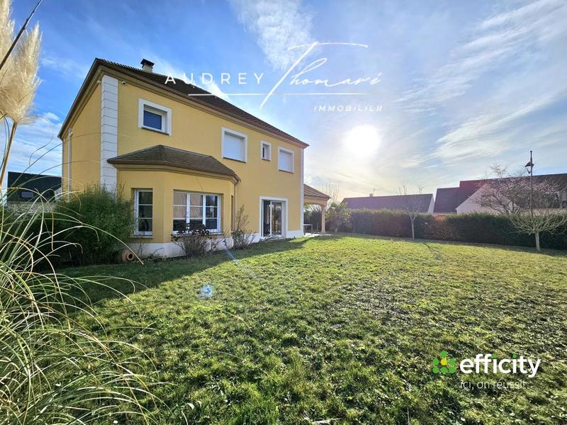 Pavillon - 140 m² - 6 pièces