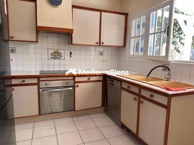 Villa - 90 m² - 4 pièces