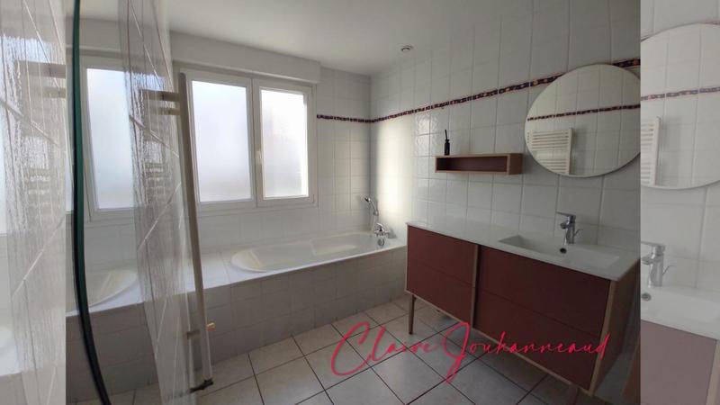 Appartement - 98 m² - 4 pièces