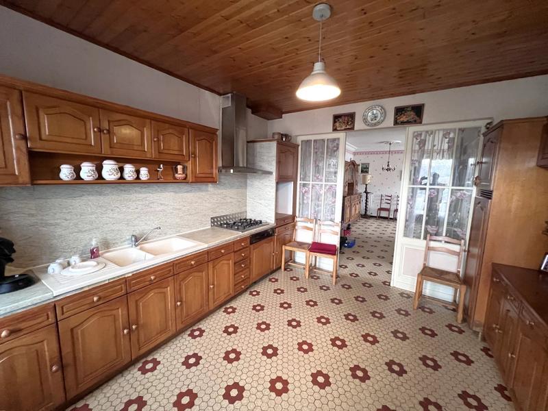 Maison - 101 m² - 5 pièces