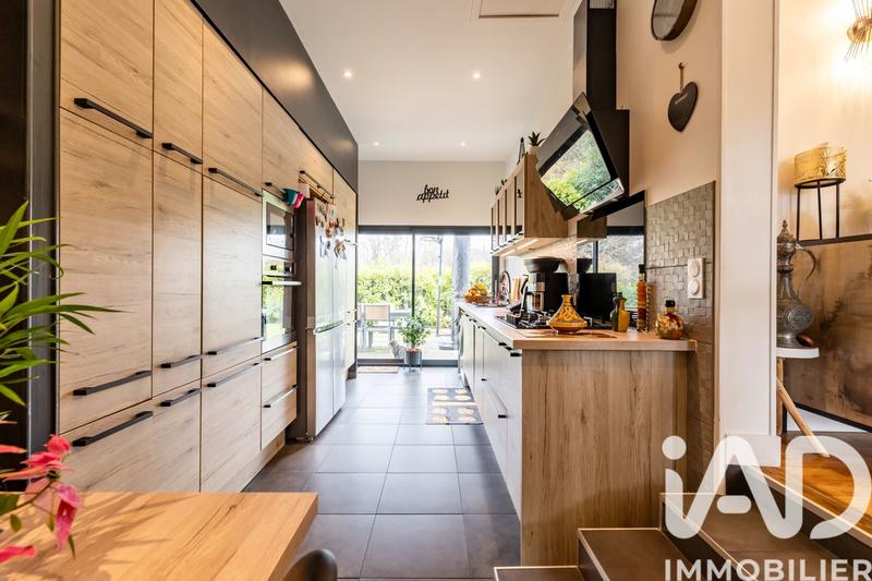 Maison - 110 m² - 5 pièces