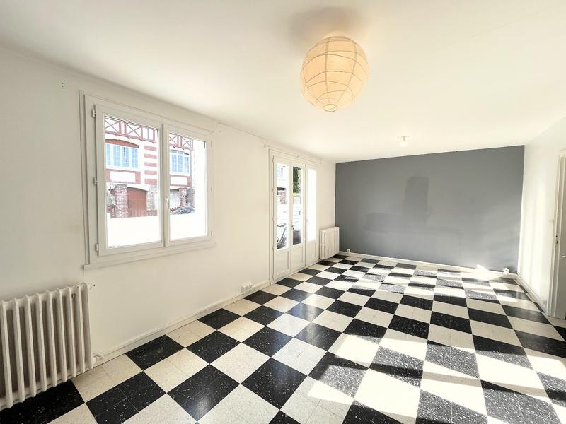 Maison - 62 m² - 4 pièces