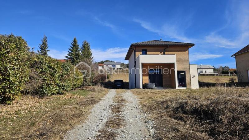 Maison - 113 m² - 5 pièces