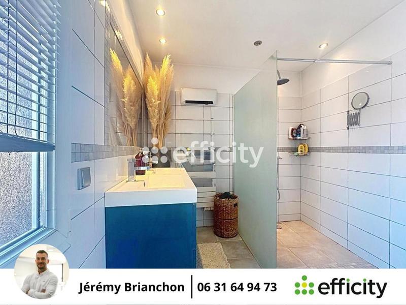 Maison - 150 m² - 5 pièces