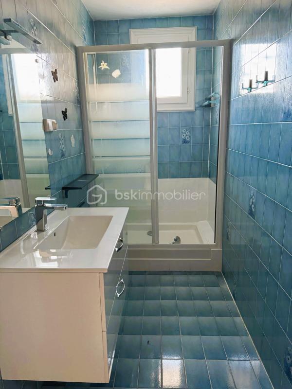 Maison traditionnelle - 75 m² - 3 pièces