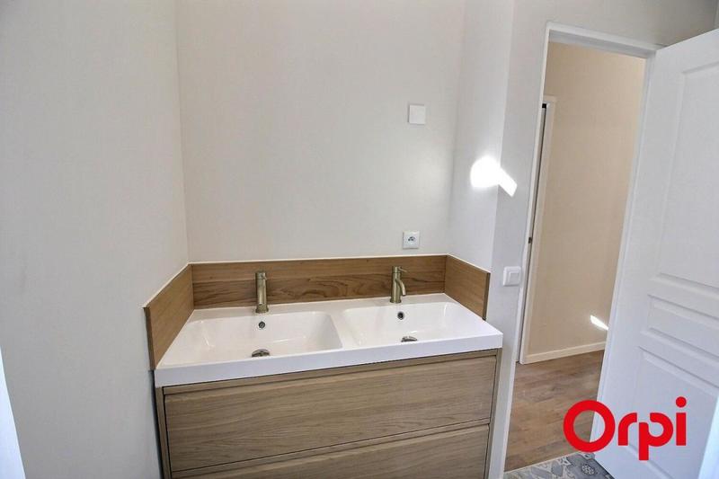 Appartement - 100 m² - 4 pièces