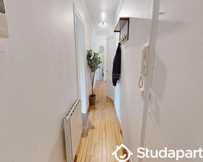 Chambre - 60 m² - 1 pièce