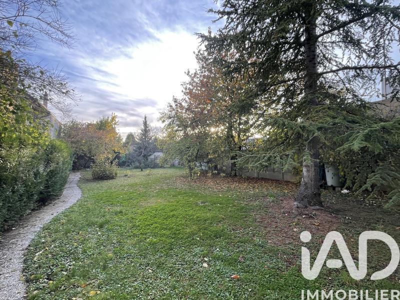 Maison - 151 m² - 7 pièces