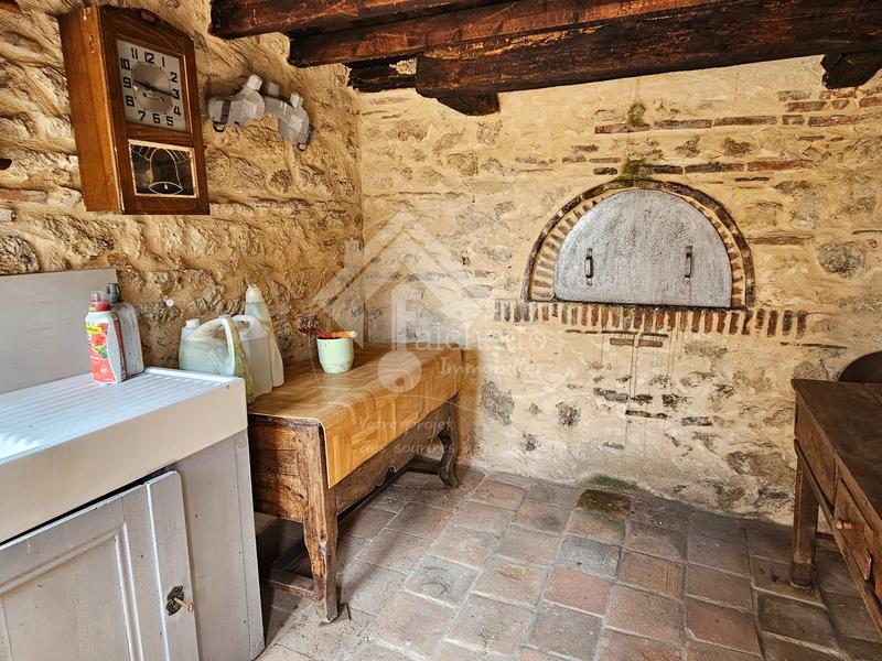 Propriété - 298 m² - 8 pièces