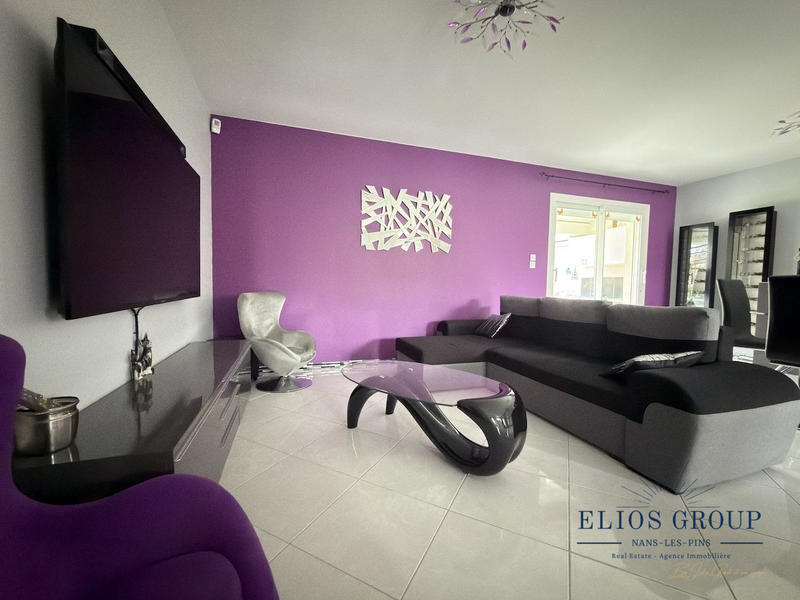 Maison - 100 m² - 5 pièces