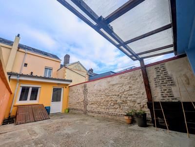 Maison - 66 m² - 5 pièces