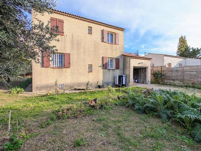 Maison - 110 m² - 6 pièces