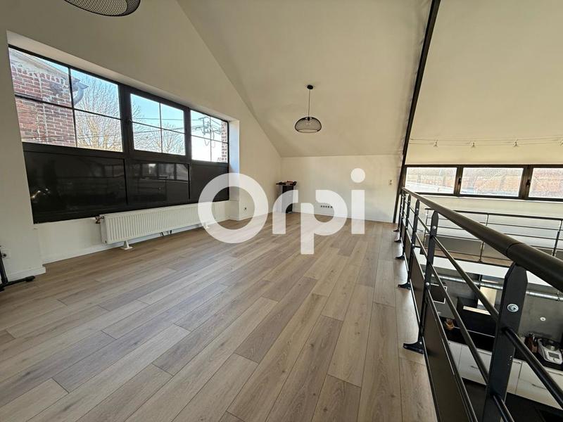 Maison - 215 m² - 6 pièces