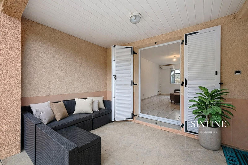 Maison traditionnelle - 82 m² - 4 pièces