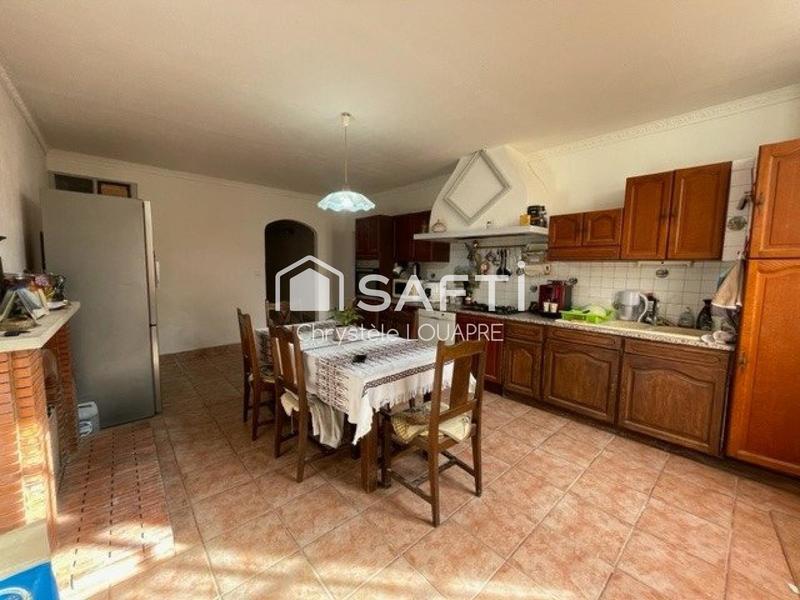 Maison - 244 m² - 5 pièces