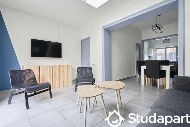 Chambre - 13 m² - 1 pièce