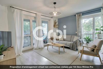 Appartement - 100 m² - 5 pièces