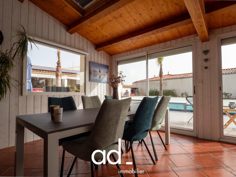 Maison - 178 m² - 6 pièces