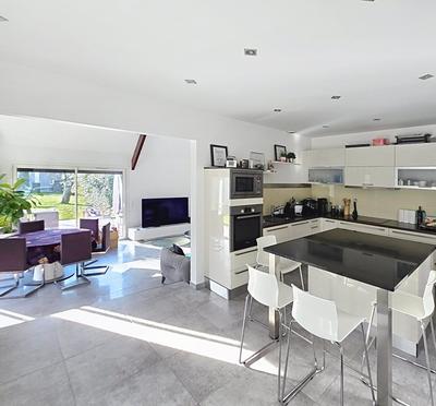 Maison - 145 m² - 7 pièces