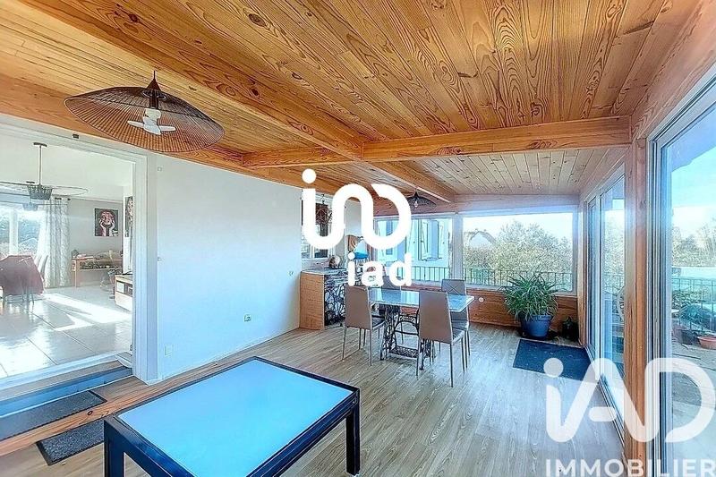 Maison - 171 m² - 9 pièces