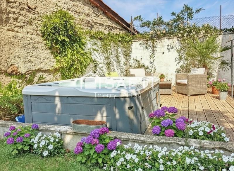 Maison - 200 m² - 7 pièces