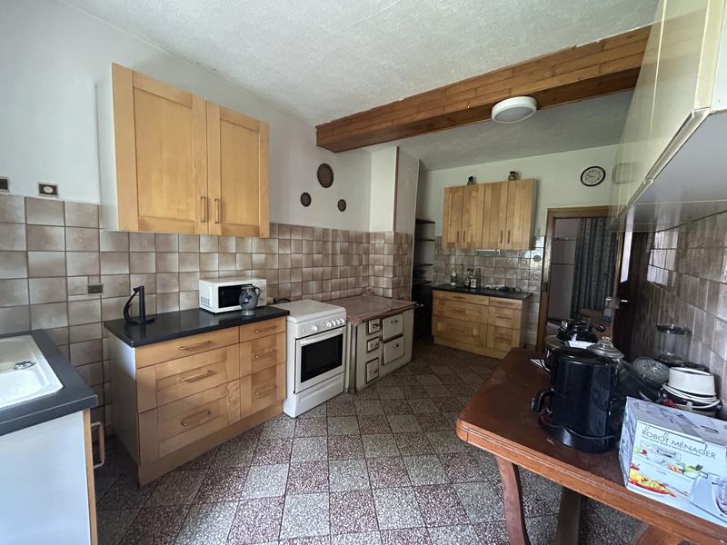 Maison ancienne - 292 m² - 13 pièces