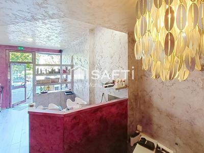 Local commercial - 45 m² - 2 pièces