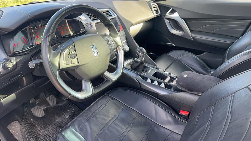 Ds Ds 5 2.0 Blue HDi 150 So Chic