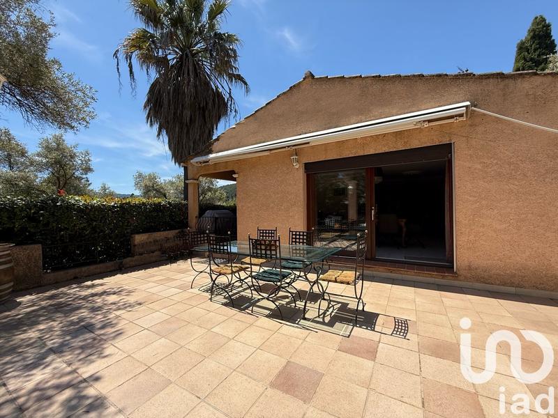 Maison - 219 m² - 6 pièces