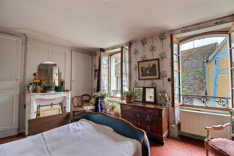 Demeure - 186 m² - 7 pièces