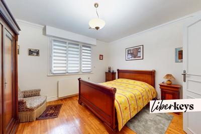 Appartement bourgeois - 100 m² - 4 pièces